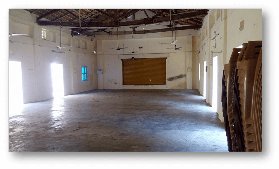 Interior of the hall of Jain Apasaro